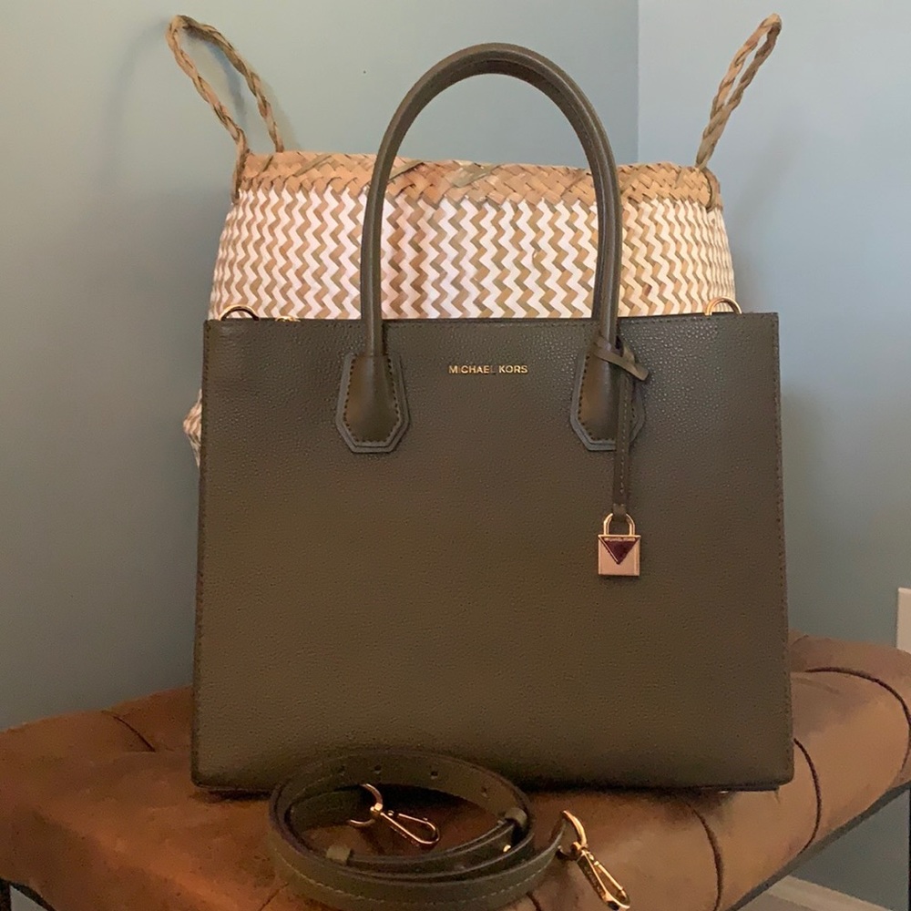 Michael Kors Accordion Bag